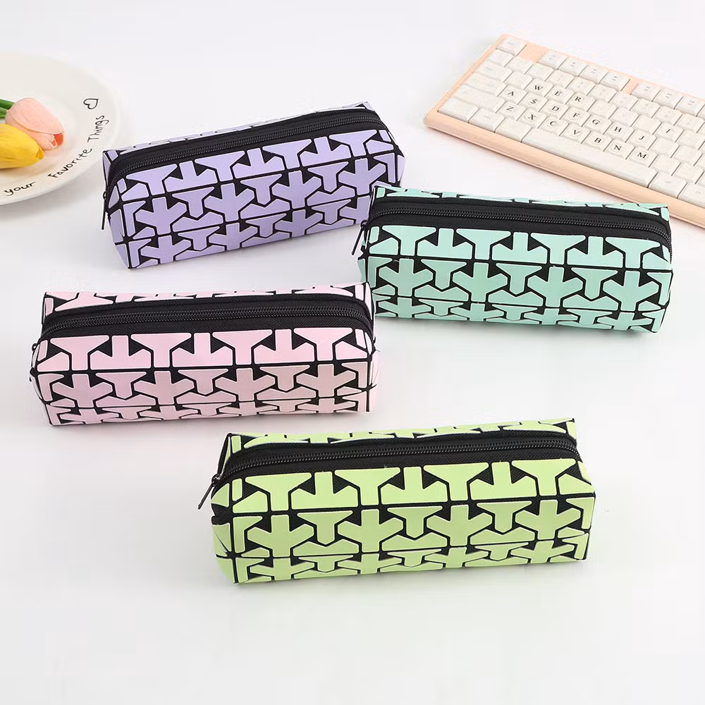 Wholesale New Creative Large Capacity Luminous Stationery Pen Bag Zipper Closure Pencil Case/Pouch for Students for Exams