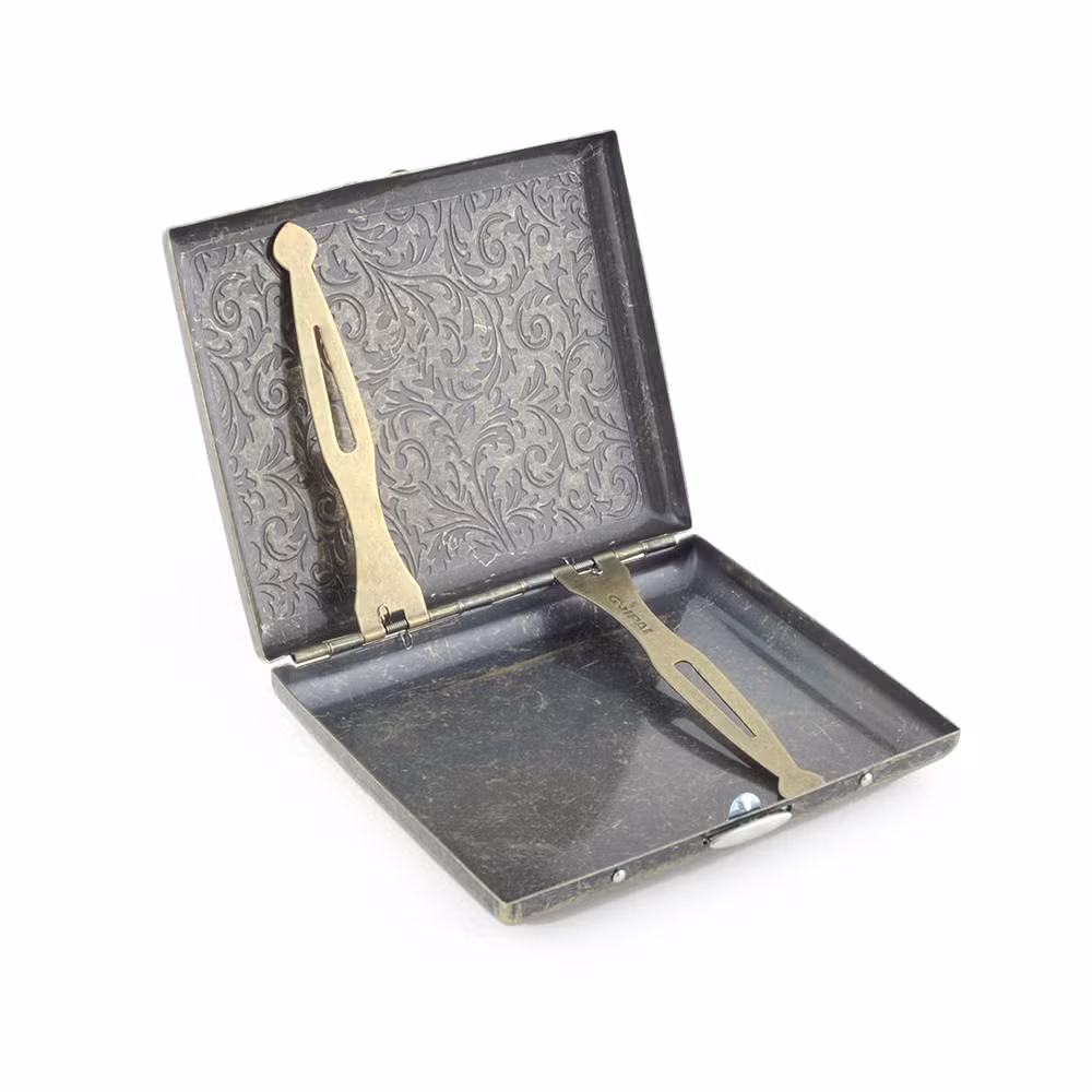 Classic Design Bronze Flower Cigarette Case with Snap Joint
