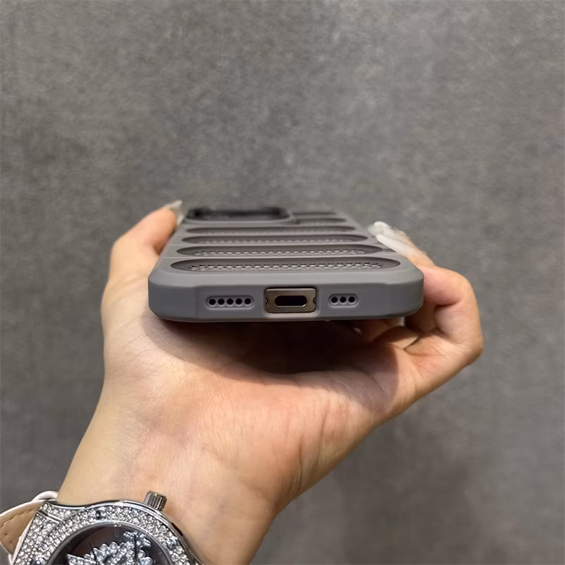Mesh Heat Dissipation for Iph0ne Phone Case Drop Resistance