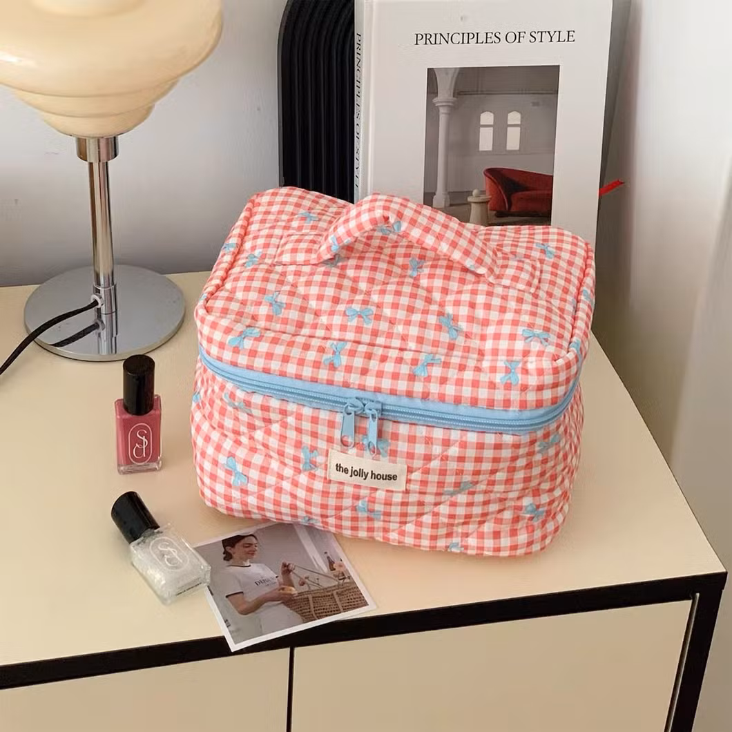 Personalized Styling Beauty Make up Case Flower Printing Lipstick Train Case Set Series Round Cosmetic Bag
