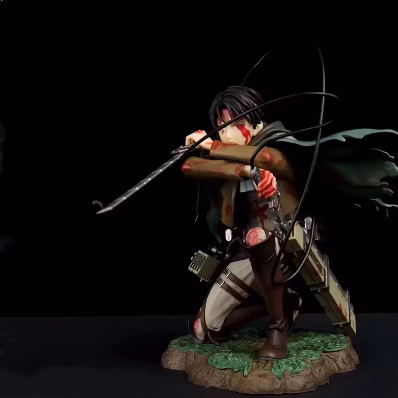 18cm Attack on Titan Battle Damage Levi Ackerman Battle Scene Classic Edition Anime Figure Cartoon-Character