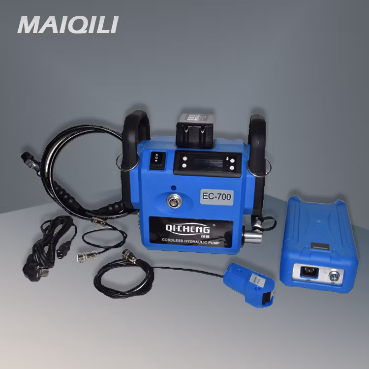 Ec-700 Hydraulic Pump Oil Electric Battery Pump 70MPa Multifunction Cutting Crimping Banding Punching Tool