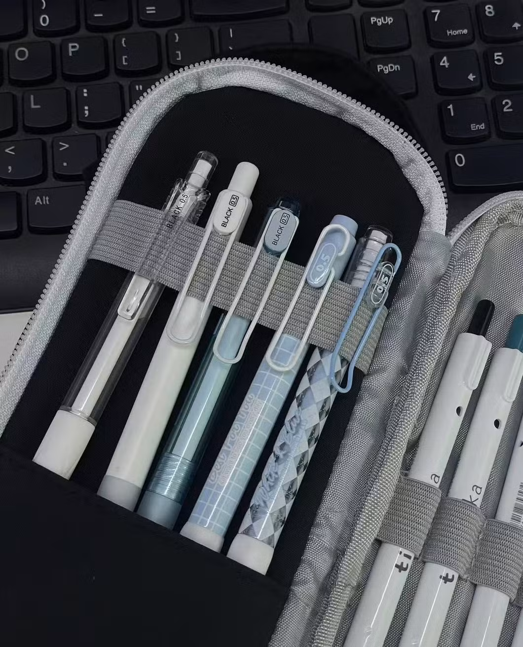 2/3/4 Layers Artist Large Capacity Handy Oxford Fabric Storage Organizer Pencil Case with Zipper Pen Case for Students