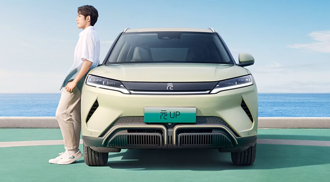 Top Selling 2025 Cheapest China Automobile 301km 401km Secondhand Fwd Byd Yuan up New Energy Vehicles Used SUV Auto Byd Yuan up EV Pure Electric New Car