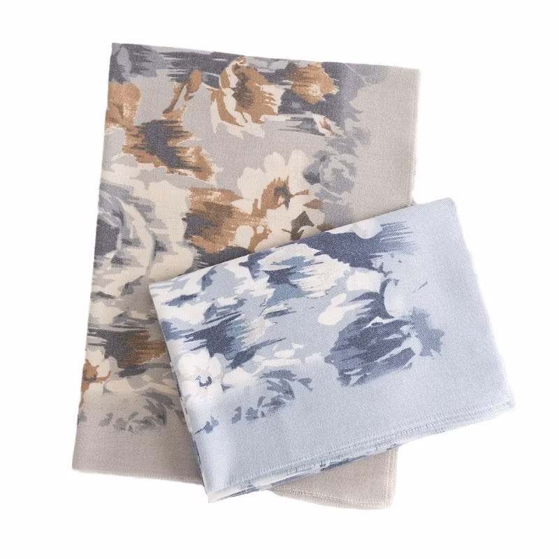 Stylish Four Colors Long Medium Thick Soft Scarf Leopard Eyelash Edge Shawl