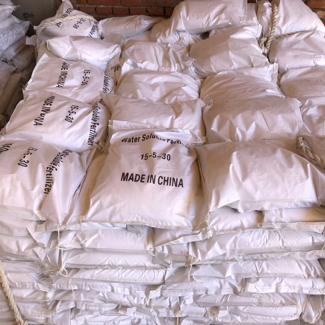 OEM Fertilzier 100% Water Soluble Fertilizer NPK 13-7-40+Te+Te Foliar Fertilizer