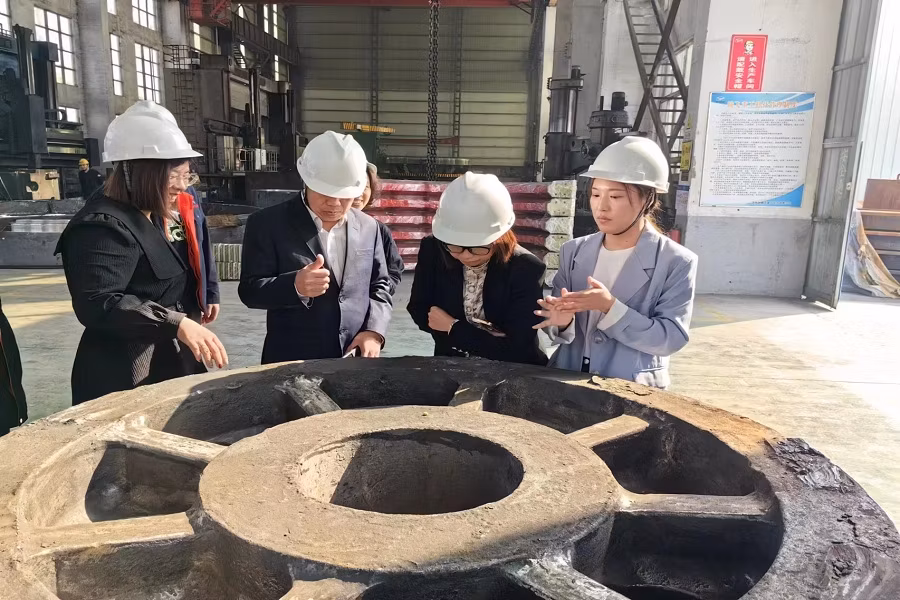 Price of Rotary Kiln Ball Mill Kiln Tyre Price Mining and Cement Equipment Parts Riding/Live Ring Living Tire Manufacturer