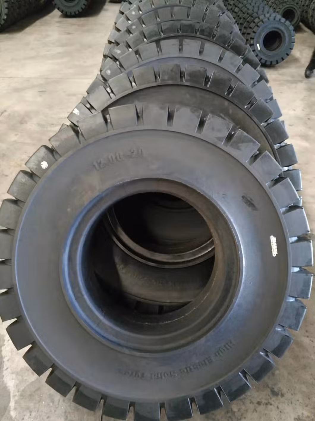 Superhama Leihu Hilo OTR Tire Bias Mining Pneumatic Press-on Skidsteer Solid Industrial Forklift Tyre 8.25-15 8.15-15 8.25-12 500-8 7.00-12 600-9