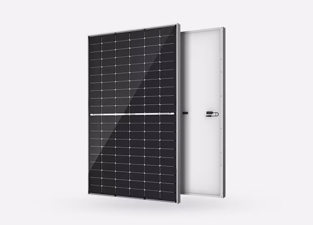 Jinko Black Frame Solar Panel 440W 545 Watt Mono Half Cut Mono