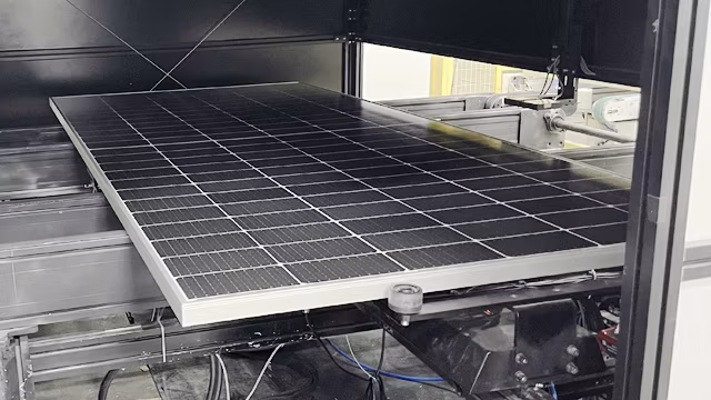 Sunevo Bifacial Black Photovoltaic Panel Metal Frame 400W 440W 445W 450W Solar Panel