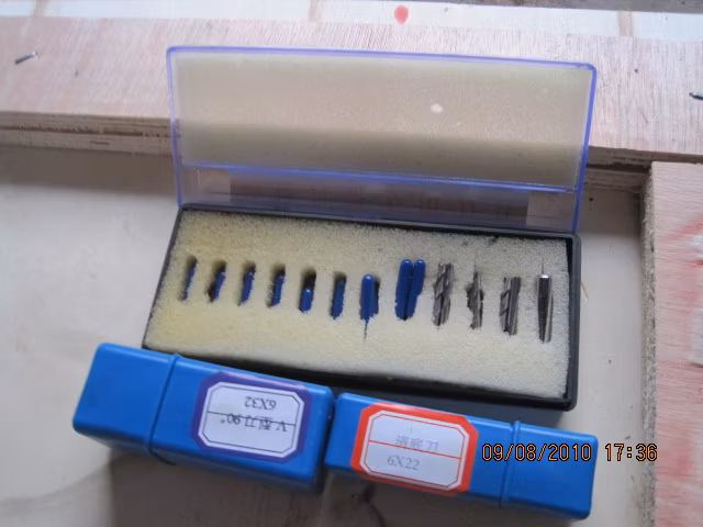 China Factory Price 3D CNC Router Engraving Machine for Wood Furniture