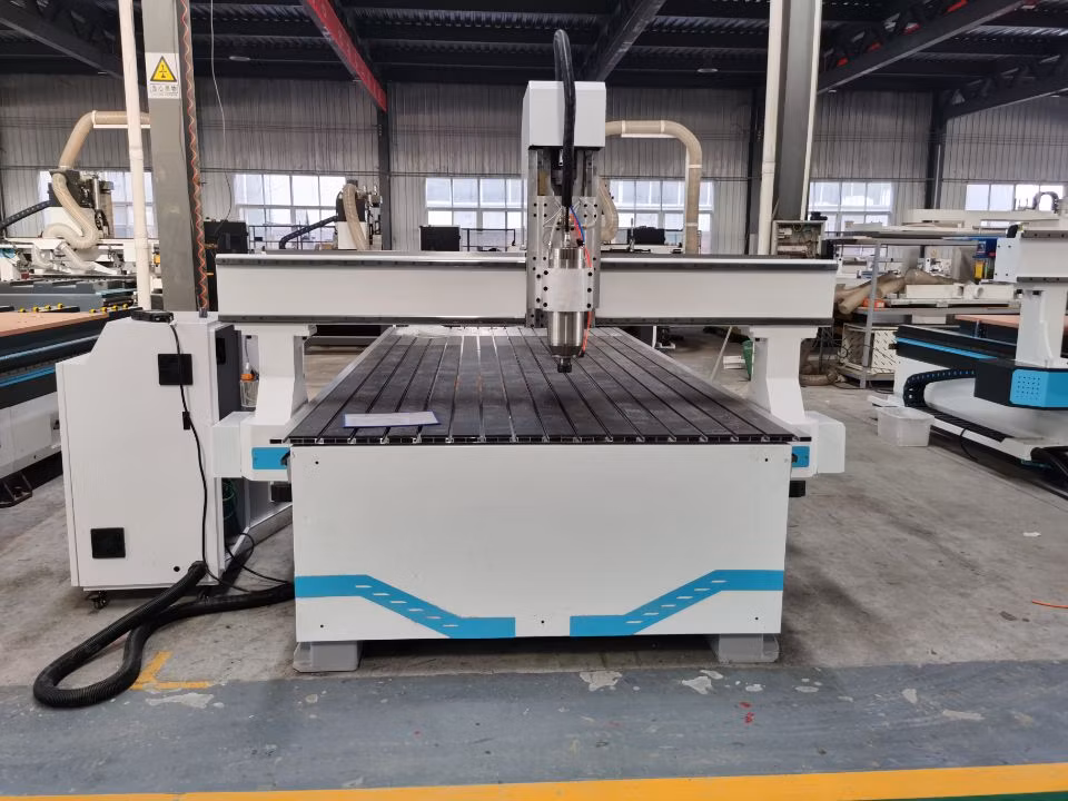 Wood MDF Furniture Industry CNC Engraving Cutting CNC Router for Sale