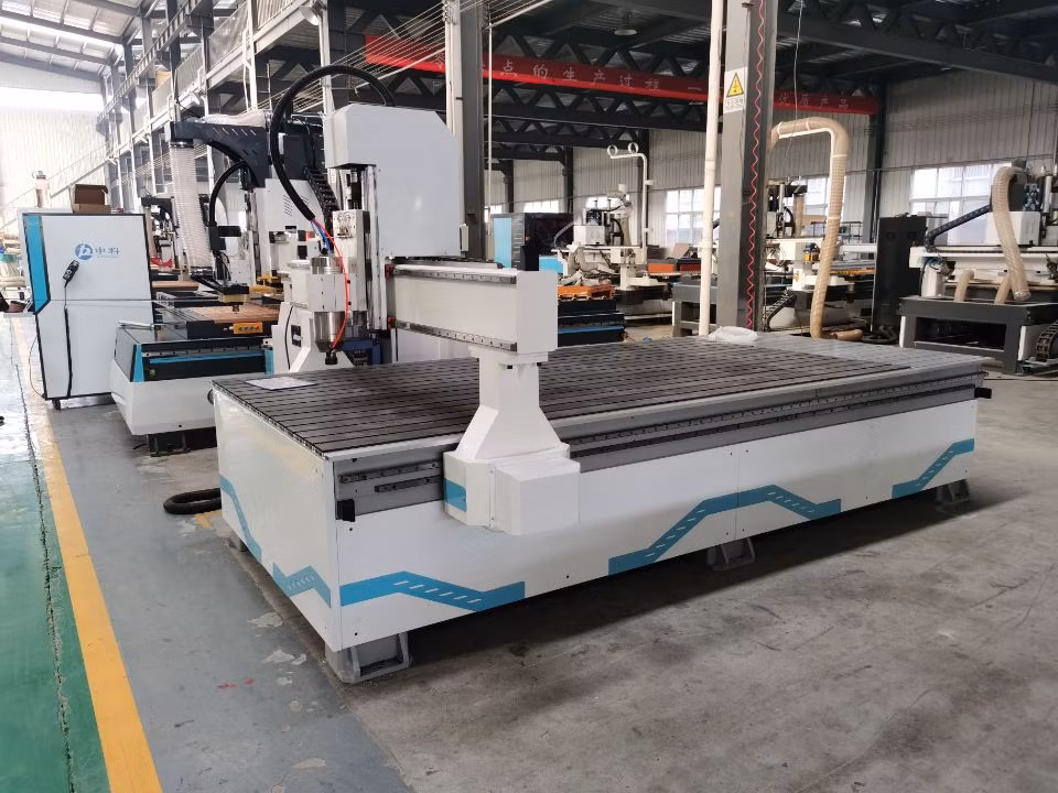 Wood MDF Furniture Industry CNC Engraving Cutting CNC Router for Sale