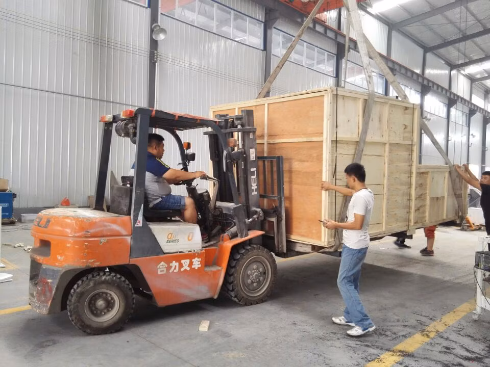 5 Axis Wood Mold CNC Milling Machining Center Engraving Machine for Auto Car