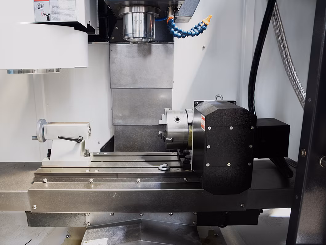 Xh7126 Economical Vertical Machining Center CNC Milling Machine Mini Vertical Cutting Turning Center/CNC Machinery/Machine Tools/Metal Cutting Machine