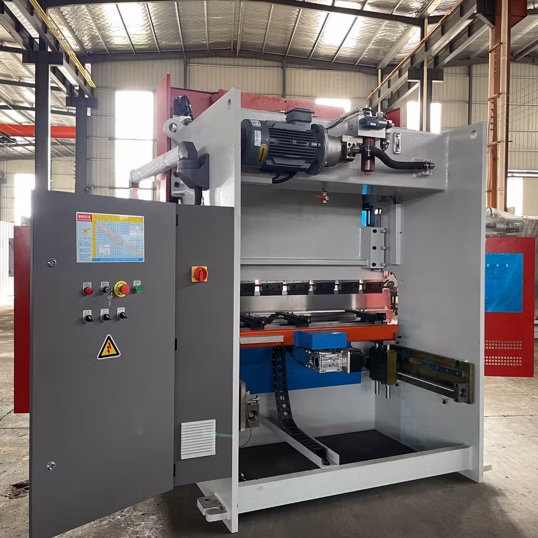 Ultimate CNC Press Brake We67K-40t1600 Mini Bending Machine Delem Da53t Controller