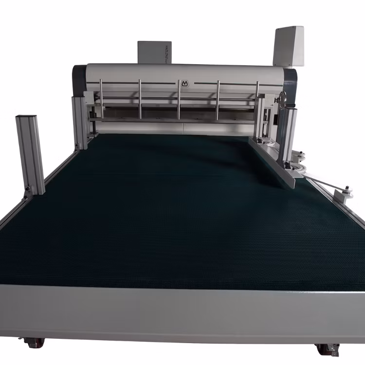 EPE XLPE XPE PE CNC Control Pearl Cotton Automatic Feeding and Cutting EPE Foam Cutting Machine