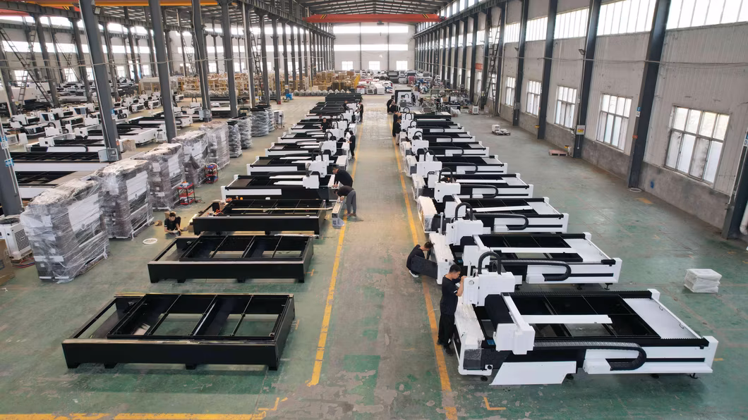 Gold Mark high precision 3000*1500mm cnc fiber laser cutting machine / 1.5kw fiber laser cutting machine