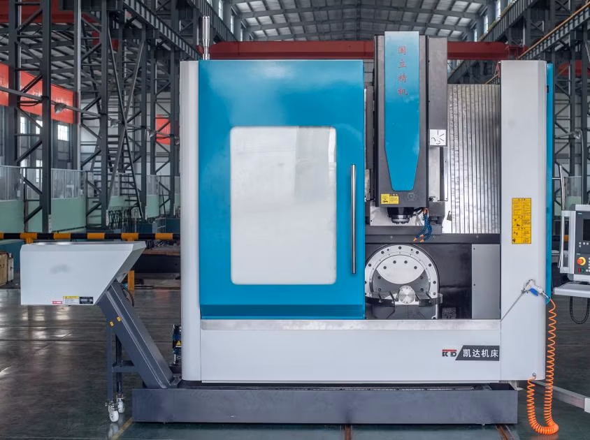 Kdu650V Multifunctional High Precision 5 Axis CNC Milling Machine with Fanuc/Mitsubishi/Siemens