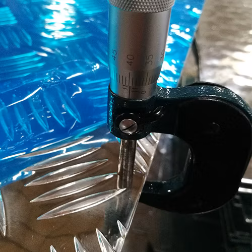 OEM Metal Fabricated Steel/Aluminum Enclosure Welding 3D Printer Shell Scanner Main Case and Terminal Housing with White Color