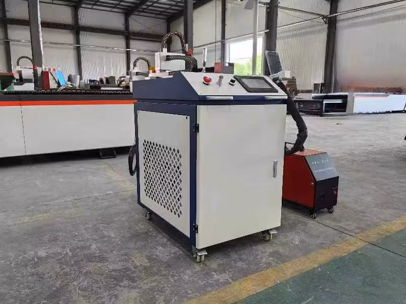 1000W Hand-Held CNC Laser Cleaning Machine Metal Welding Machine Laser Cutting Three in One