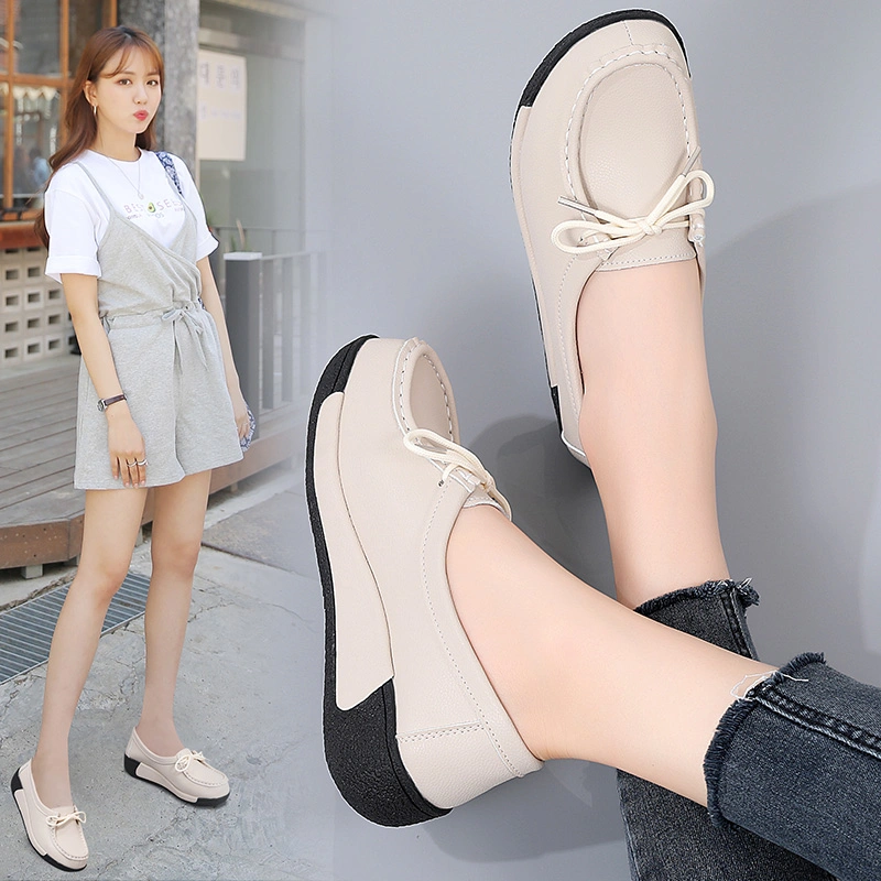 Casual Flat Shoes for Women with Elegance