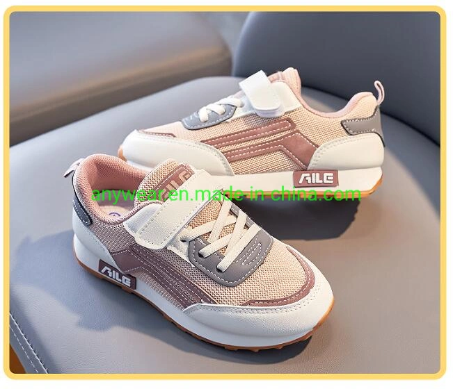 New Design Children Sports Running Sneaker Boy Girl Shoes School Shoes (B818)