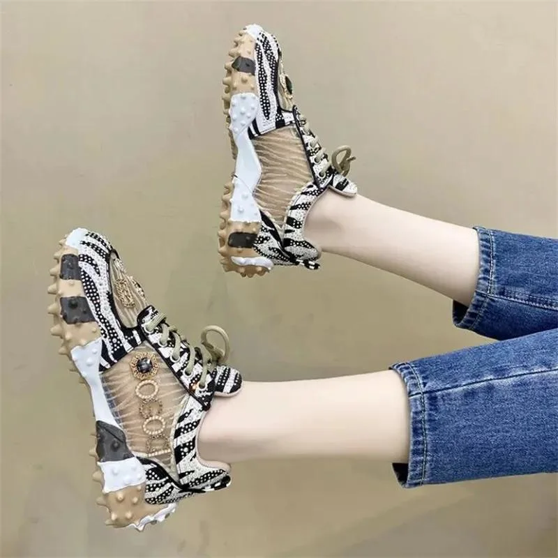 Hotsales 2023 New Style Autumn Woman Walking Shoes Fashion Sneakers Luxury Brand Platform Sports Casual Shoes Chunky Bowling Walking Shoes