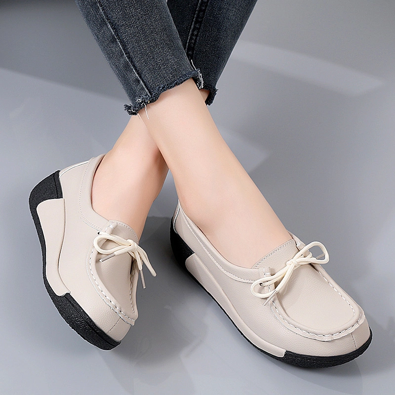 Casual Flat Shoes for Women with Elegance