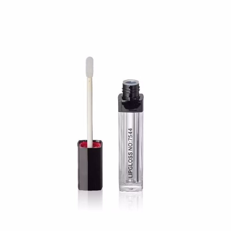 Private label Empty Elegant Plastic Double Walled Air Tight Lip Gloss Tube Lip Butter Balm Tube Lip Plumper Tube with Wand Brush