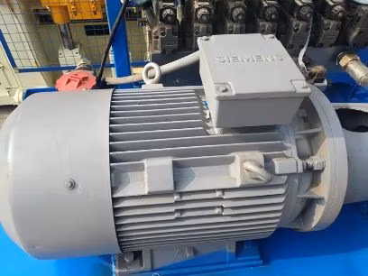 Good Price Qt10-15 Concrete Brick Making Machine Machinery Plant with Automatic Dosing Tellise Valmistamise Masin