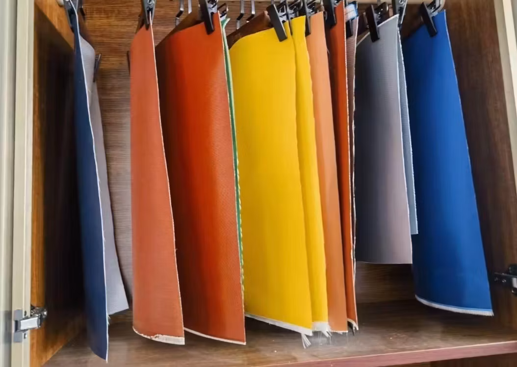 E-Glass Heat Resistant High Silicone Coated Fiberglass Cloth Fabric Fiberglass Chopped Strand Mat