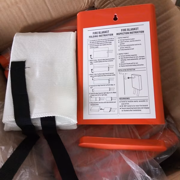 AS/NZS Standard Fireproof Fire Blanket for People Use