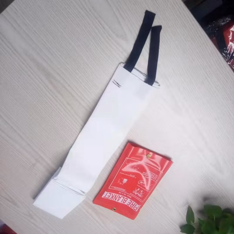 AS/NZS Standard Fireproof Fire Blanket for People Use