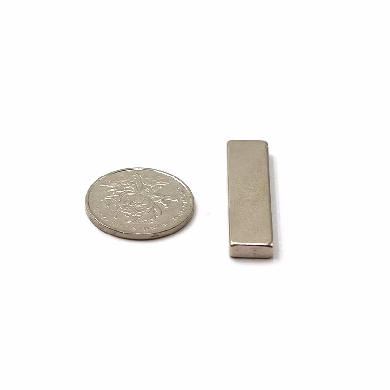 Factory Direct Sale Neodymium Magnet/N42/Rare Earth/Block/Round/NdFeB/Permanent/Segmet/Disc/Round/Block/Ring/Arc Strong Magnet