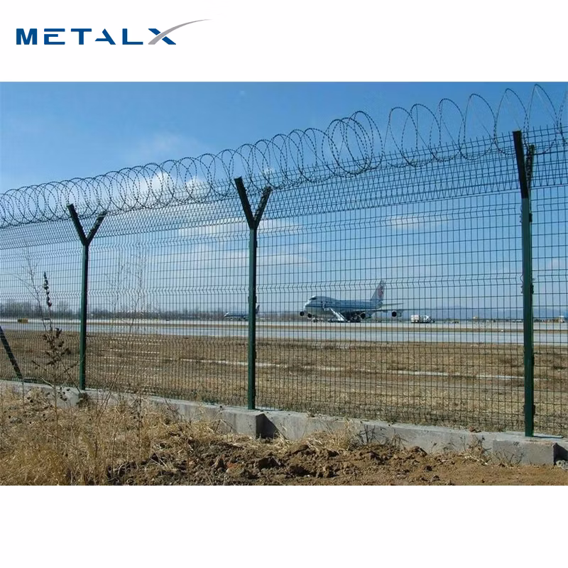 High Quality Powder Coated Welded Wire Mesh Anti Climb Curved Mesh Airport Fencing with Razor Barbed Wire