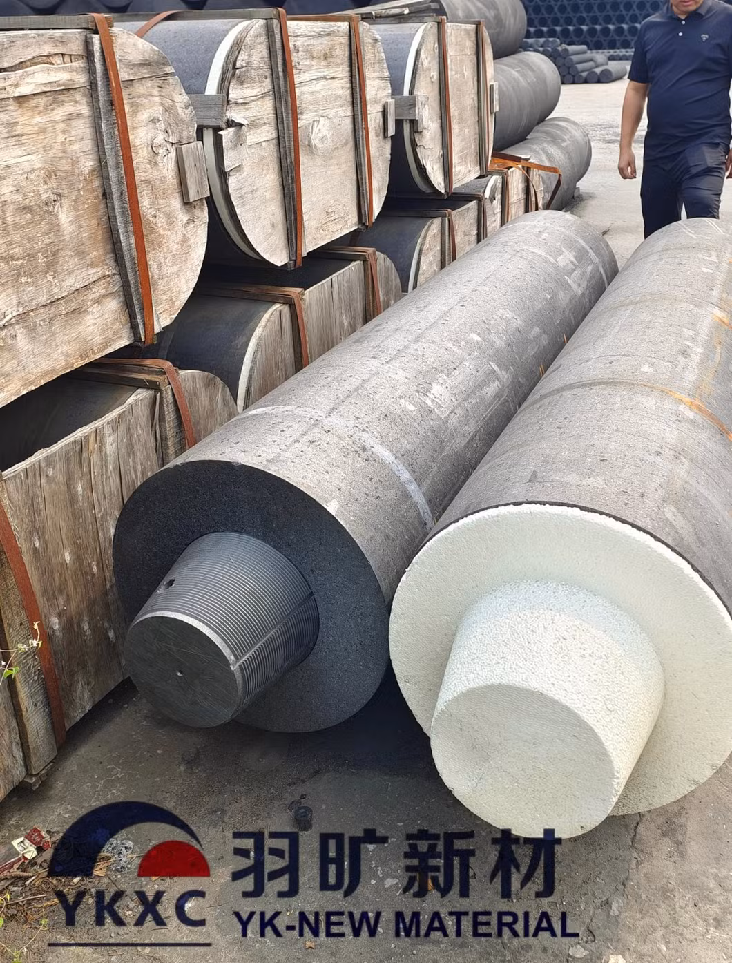 Ultra High Power Regular Power RP HP Shp UHP Grade 750mm 700mm 650mm 600mm 550mm 500mm 450mm 400mm 350mm 300mm 250mm 200mm 150mm Graphite Electrode with Nipples