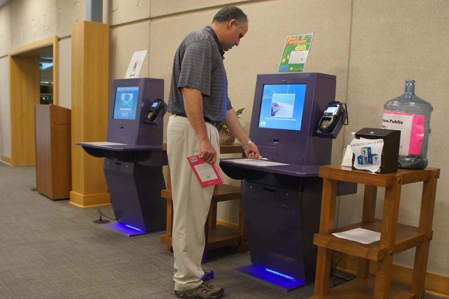 Library Automatic Touch Screen Self-Service Information Kiosk with RFID Reader