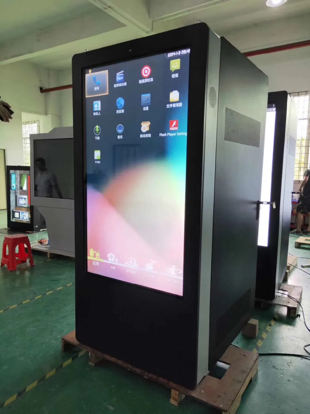 55inch Floor Stand Big LCD Kiosk High Brightness Outdoor Advertising Digital Signage Screen Panel Display