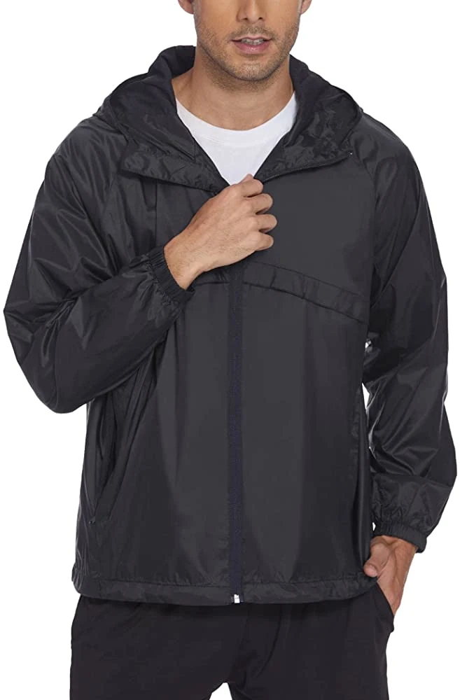 Men′s Waterproof Hooded Outdoor Hiking Raincoats Lightweight Windbreaker Rain Jacket
