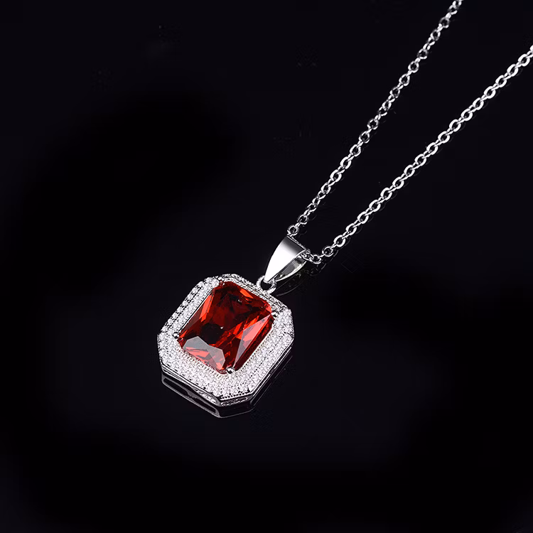 Fashion Stainless Steel Silver Jewelry Imitation Pendant Necklace for Women