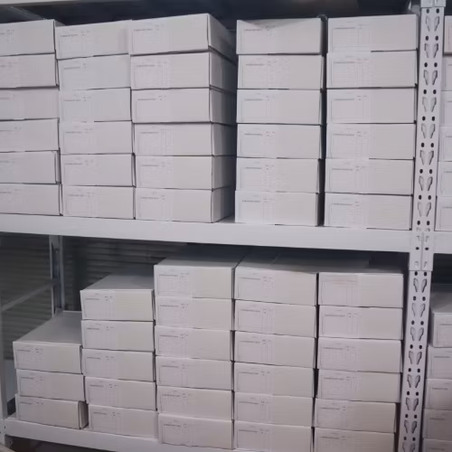 D38999/20fa35slnc2 Mil Spec Box Mount Receptacle Crimp Contacts 10 Pin Connector with Conductive Square Rubber Pad