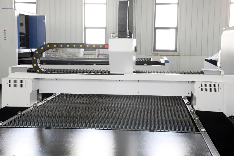 Laser Machine for Stainless Steel Sheet Cutter with Table Change