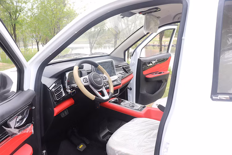 Charging Time 5-10h 45km/H Electric Commercial Vehicle Electric UTV Utility Vehicle Electric Vehicles for Elderly