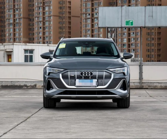 Fast Charging Only 0.67 Hours Audi E-Tron Electromobile SUV EV Car