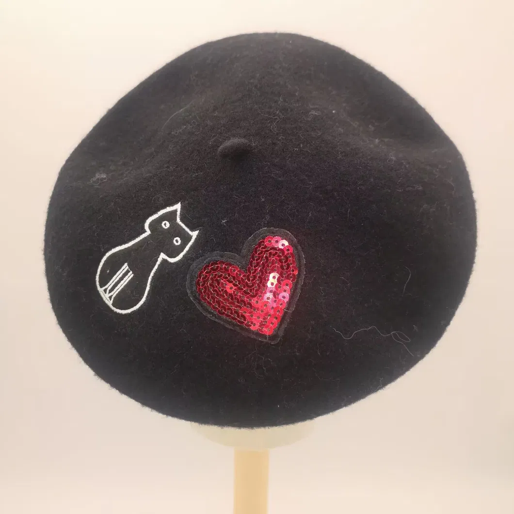 Women&prime;s Cap Cat Embroidery Plus Heart Shape Sequins Fashion Wool Berets Hat