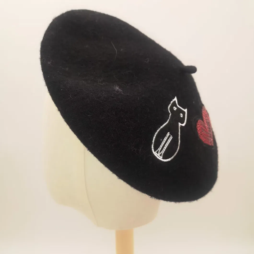 Women&prime;s Cap Cat Embroidery Plus Heart Shape Sequins Fashion Wool Berets Hat