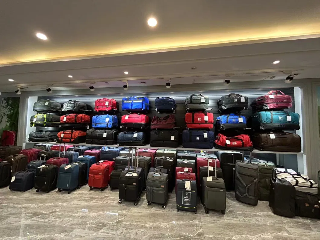 Volume Multi-Pocket Upright Rolling Duffle Trolley Bag for Wholesale