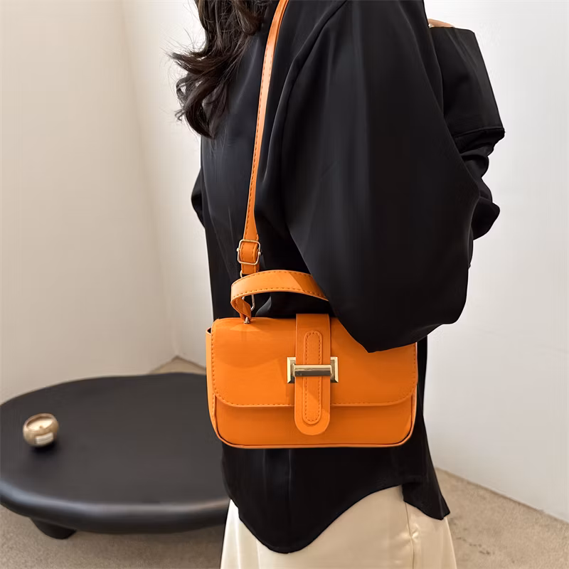 New Style Simple and Fashionable Popular Beautiful Crossbody Bag