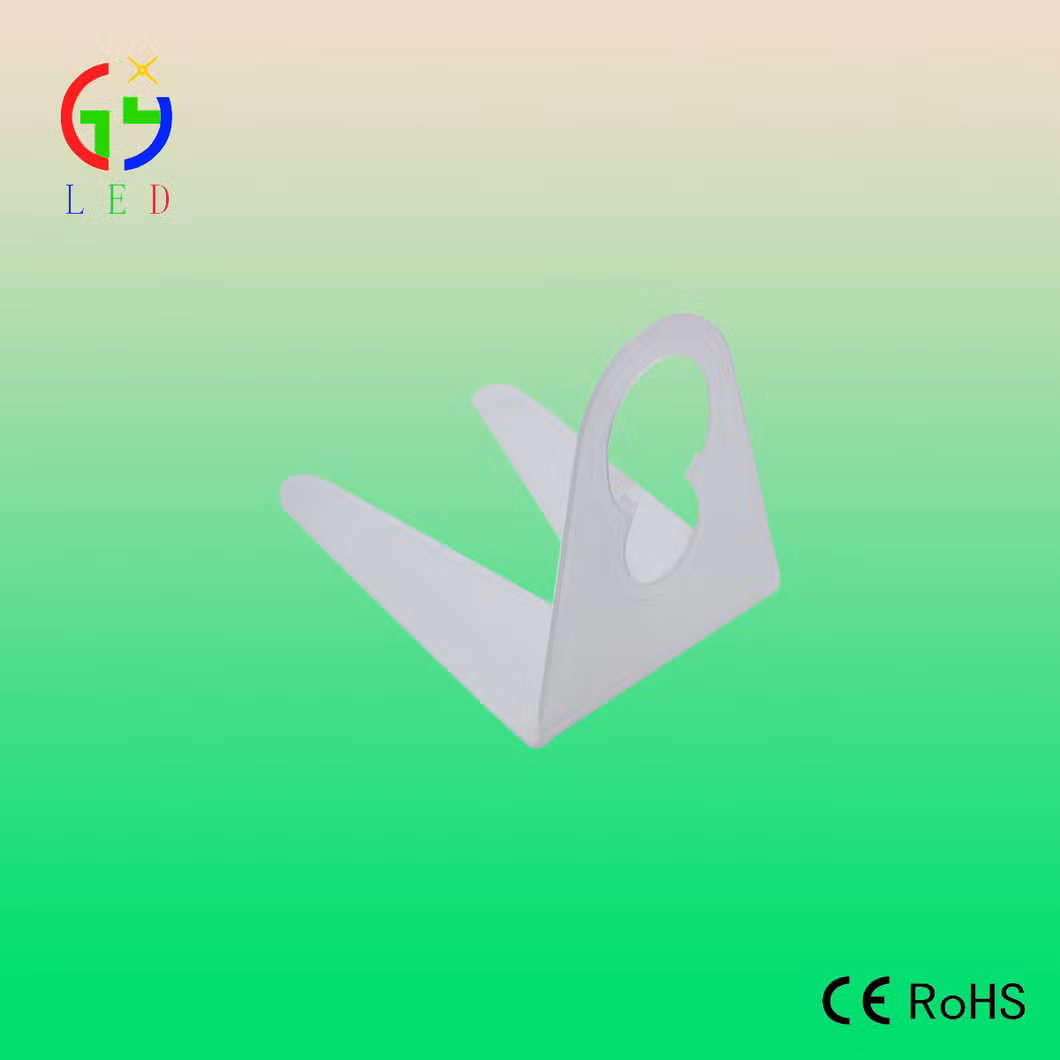 Factory Bulk Supply of LED C7 C9 Christmas Strawberry Faceted Bulbs